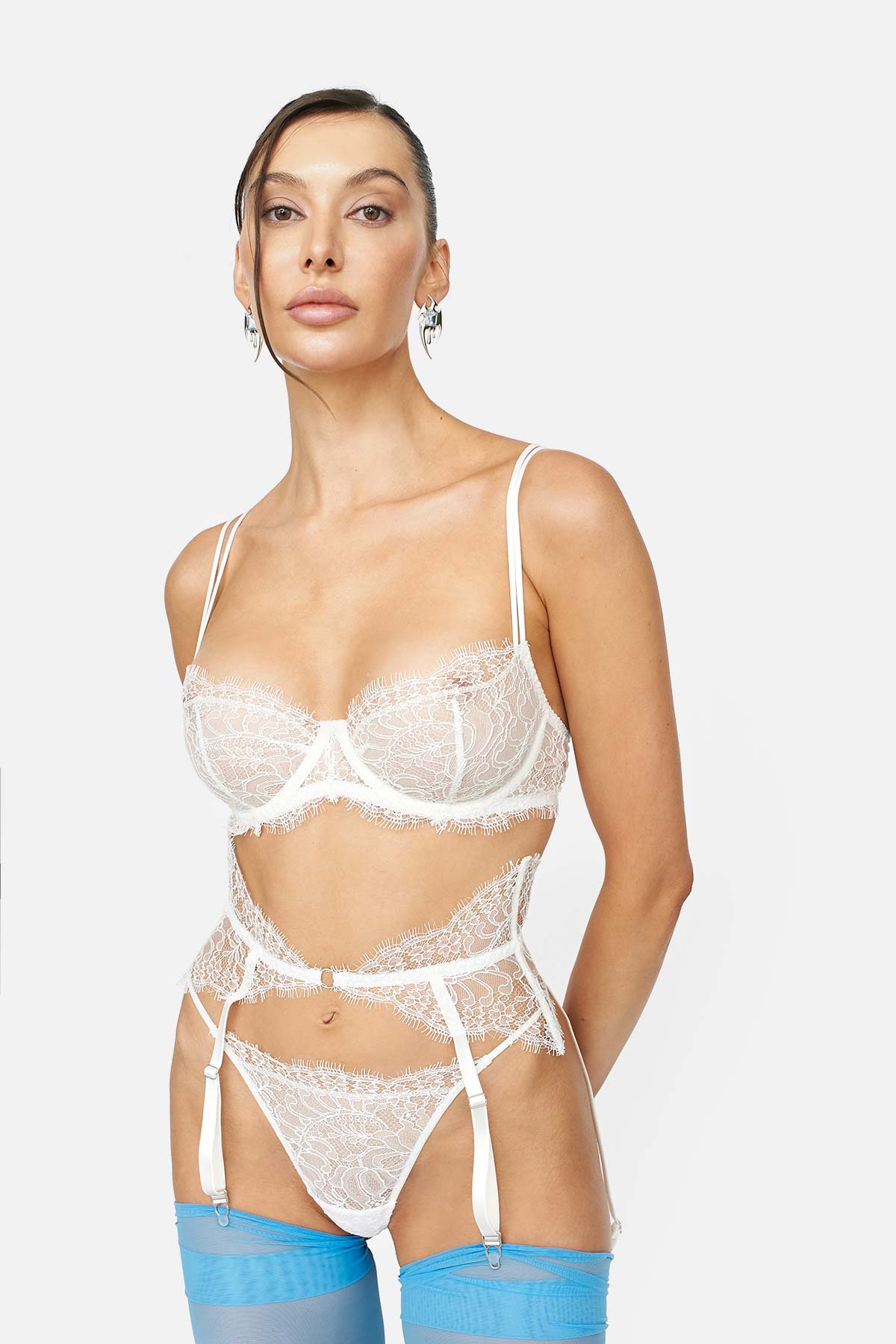 PHOENIX OFF-WHITE G-STRING - LACER